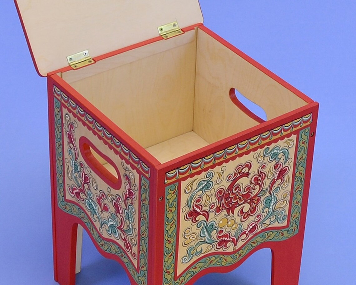 Hocker. Hocker mit dekorativen Elementen Holzhocker | Etsy