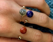 Adjustable, silver or gold ring with stone