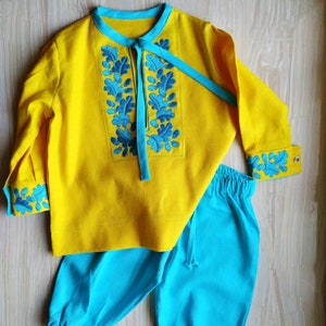 Ukrainian embroidery linen shirt with pants for baby boy. Oak leaves embroidery. Ukrainian gift. Linen set for boy. Ukrainian shirt for kids