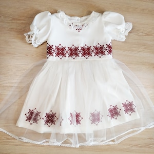 Embroidered baby girl dress, Newborn dress, ethnic style Outfit, New Baby dress with embroidery