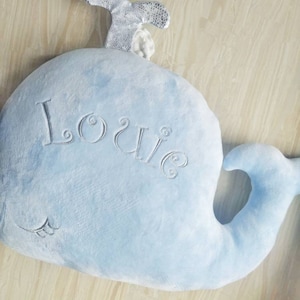 Engraçado animais de pelúcia e pelúcia decoração personalizada do berçário da baleia, baleia azul, travesseiro de lance de baleia, brinquedo de travesseiro bordado de pelúcia de baleia