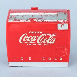 11+ Coca Cola Music Box