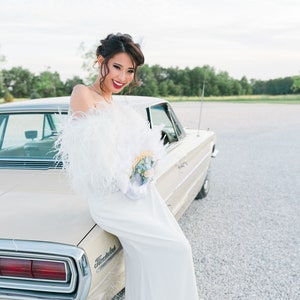 Ostrich Feather Bridal Wedding Cape/Bolero/Shrug/Jacket in Ivory/Off White