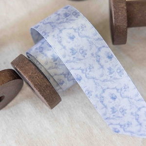 Cinta de poliéster de doble cara cortada a medida, de 1,5" de ancho y dos caras, con diseño floral, color blanco, azul y rosa, estilo rústico francés, estilo shabby chic, pastel
