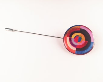 Broche bauhaus géometrique et multicolore inspirée par Sonia Delaunay en acier inoxydable et résine époxy