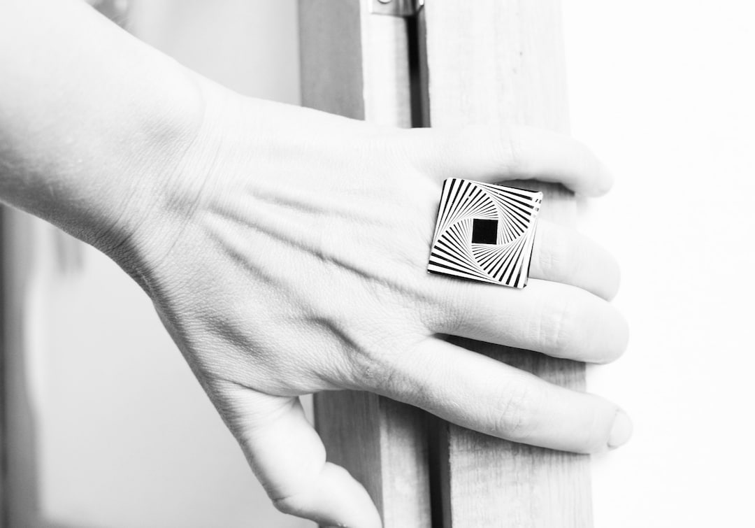 Modern Black and White Ring Inspired by Vasarey, Adjustable Square Ring With Optical Illusion