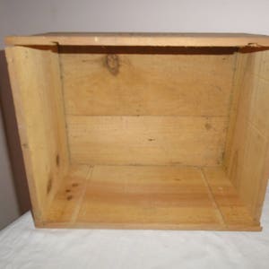 French vintage wooden wine crate 6 bottles industrial planter Niort cellar shelf decoration