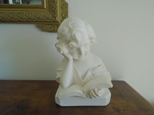 Buste d'enfant en Platre Sculpture Cadeau Buste Enfant Liseur de Conte Déco Shabby Chic Statue Décor