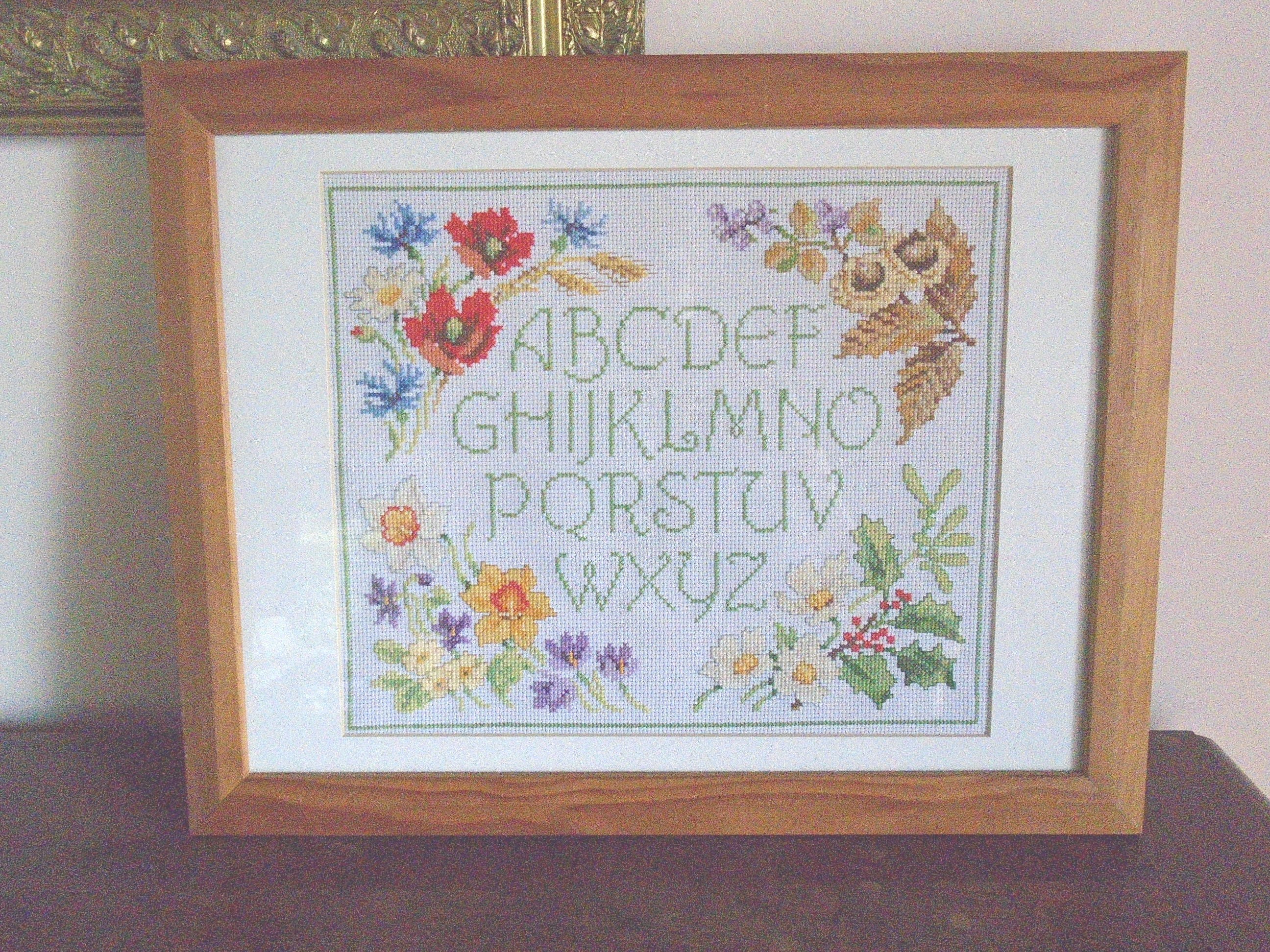 Abécédaire Brodé Vintage Broderie Point de Croix Décoration Murale Couture Cadre Cadeau Alphabet Can