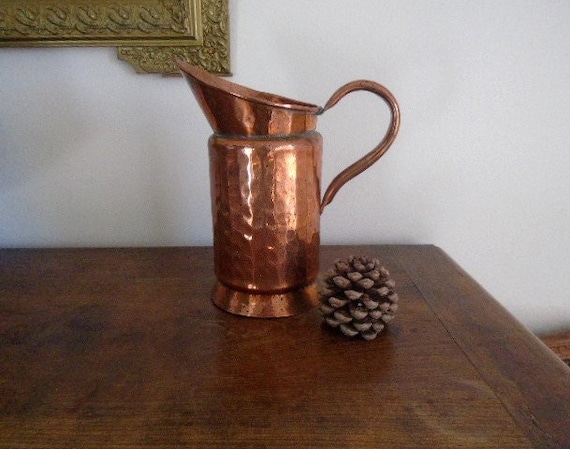 Pichet en cuivre martelé vintage Cruche Broc Cadeau Collection de cuivre Décor de cuisine décor de salle à manger Art de la table
