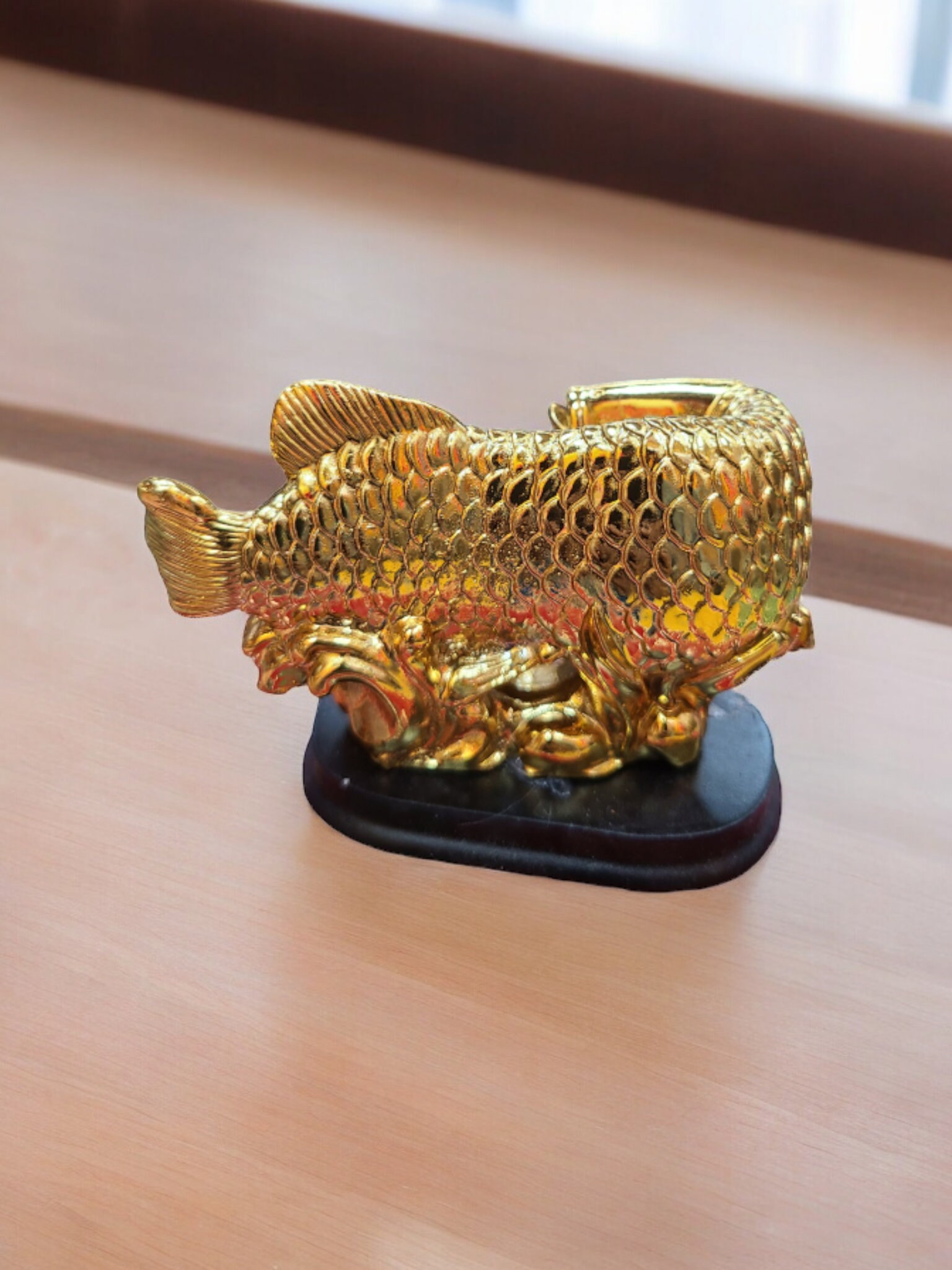 4 Inches of Feng Shui Vastu Arowana Fish on Lucky Coins for Prosperity  Wealth and Luck/home Decorative Showpiece Usa Seller Fast Shipping - Etsy  New Zealand, image size:1536x2048