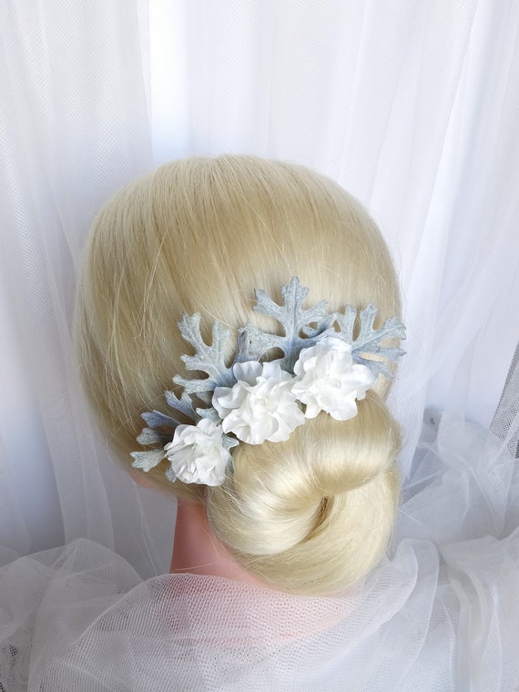 White Flower Grey Leaves Bridal Hair Pins White Flowers Wedding Hair Pins Grey Bridal Flower Hair Pins Winter Wedding Hair Pins