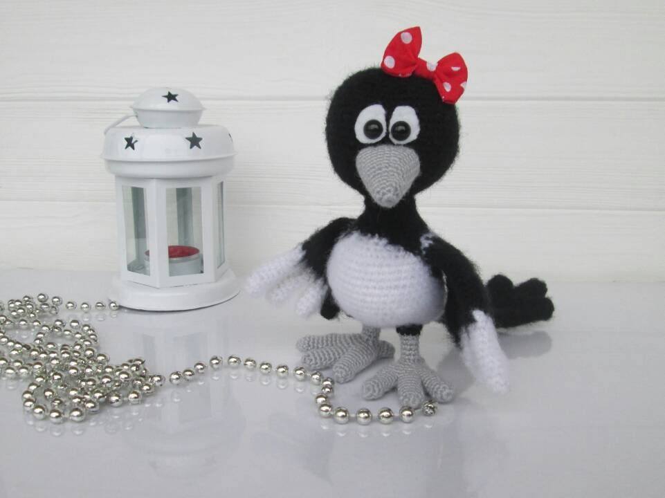magpie stuffed toy