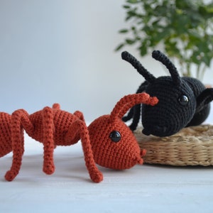Amigurumi Formicidae, ant crochet, ant black king, red ant
