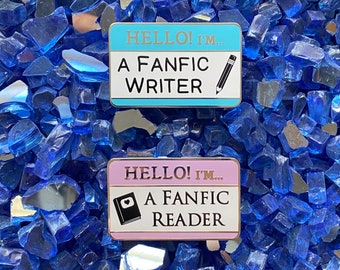 ¡Hola! Soy... escritora de fanfics / lectora de fanfics / ¡Me encanta! Colección de pins de fanfics