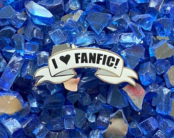 Pin de pancarta "Me encantan los fanfics" / Colección de pins de fanfics "Me encantan"