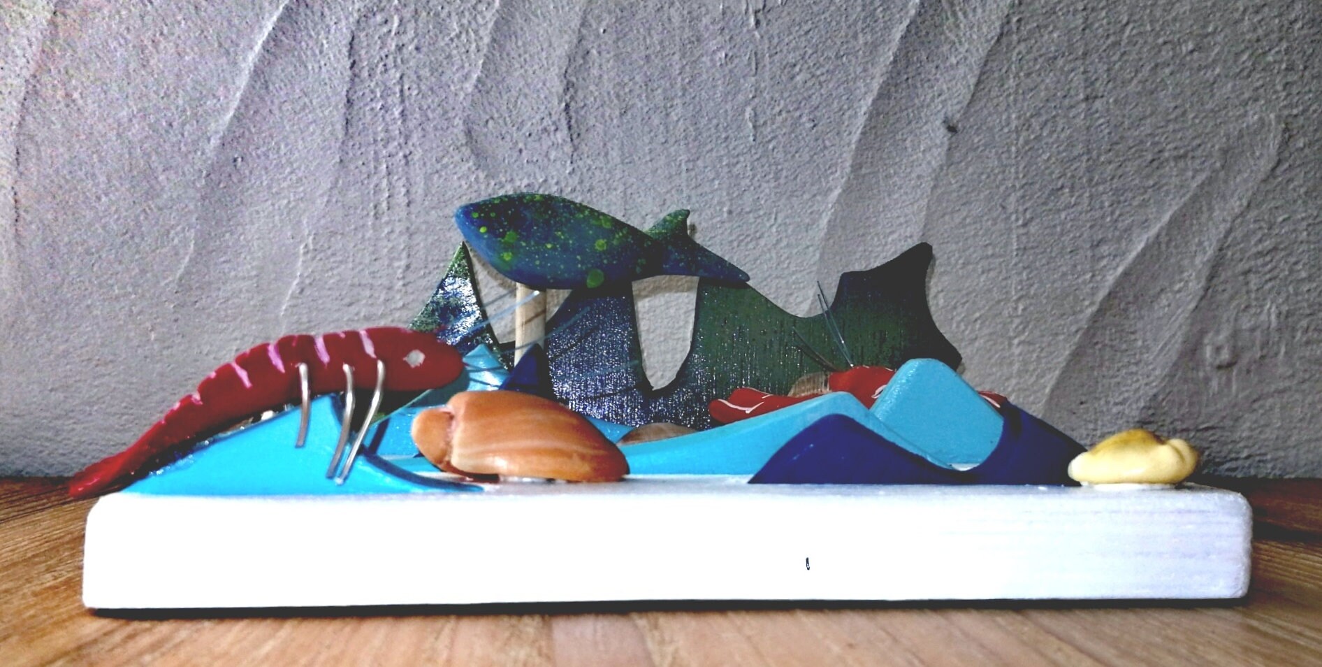 Décoration Oceane Fond Marin 5D en Bois Teinté, Poissons, Crustacés et Coquillages