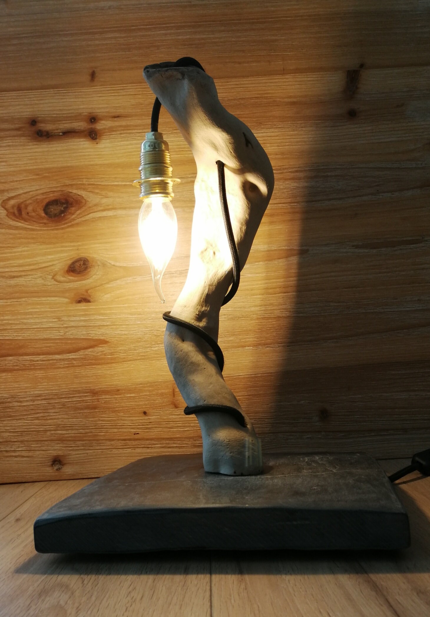 Lampe de Bureau ou d'entrée en Bois Flotté et Ardoise Décorative Artisanale