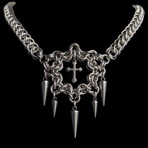 Collar de cruz de malla con pinchos, acero inoxidable, hecho a mano, estilo gótico
