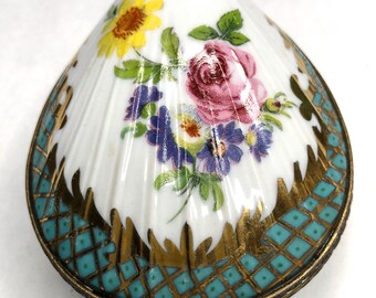PHB MIDWEST BARBIE CLUTCH TRINKET BOX W// WHITE GLOVE TRINKET