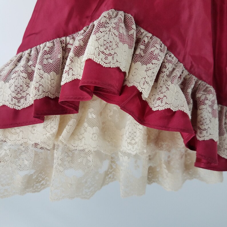 Wine and Ecru Size 4 Pageant Twirl Circle Dress Vintage Girl/'s Lace Ruffled Dress by Lilo of California