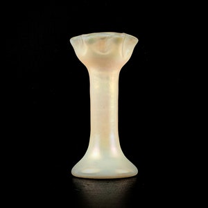 Early 20th Century Pearlescent Mother Of Pearl Glass Trumpet Vase, 1900's Art Nouveau, Bohemian, Czech image 3