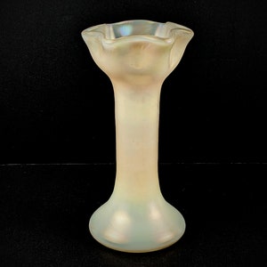 Early 20th Century Pearlescent Mother Of Pearl Glass Trumpet Vase, 1900's Art Nouveau, Bohemian, Czech image 4