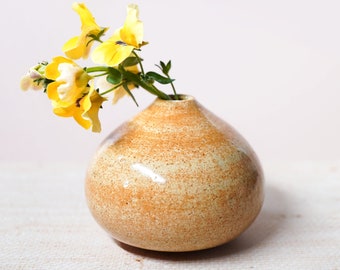bud vase - ceramic bud vase - orange bud vase - vase for air plants  - handmade ceramics - handmade pottery - tiny bud vase - gift idea