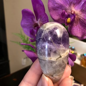 Polished amethyst massage wand