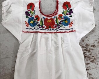 Vintage Girls Children’s oaxacan Embroidered Mexican Blouse