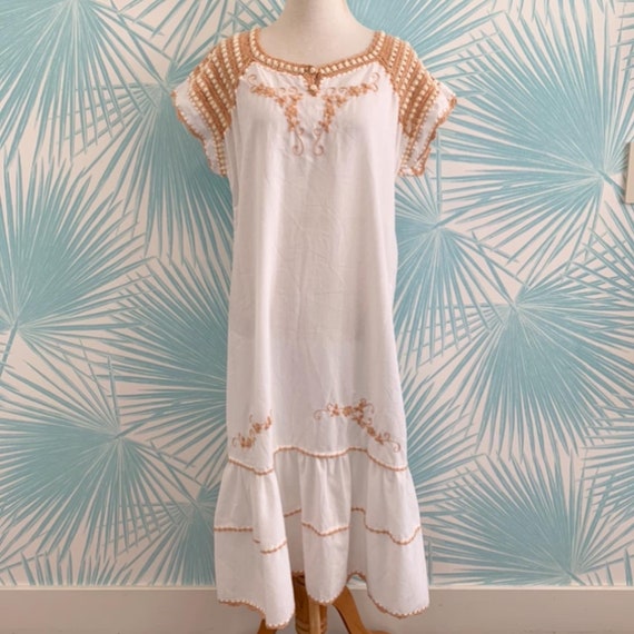 Rare Vintage Mexican Cotton Embroidered Dress wit… - image 3