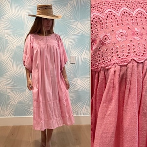 AI　70s Pale Pink Mexican Dress 1970s Baby Pink Embroidered Mexican Dress (XL) – High Class