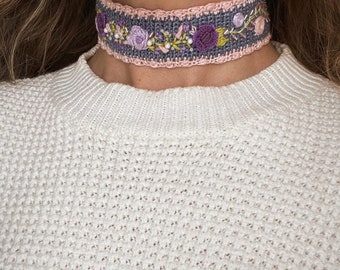 Crochet and embroidered floral choker