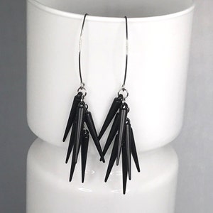 BLACK SPIKE EARRINGS edgy retro threader punk