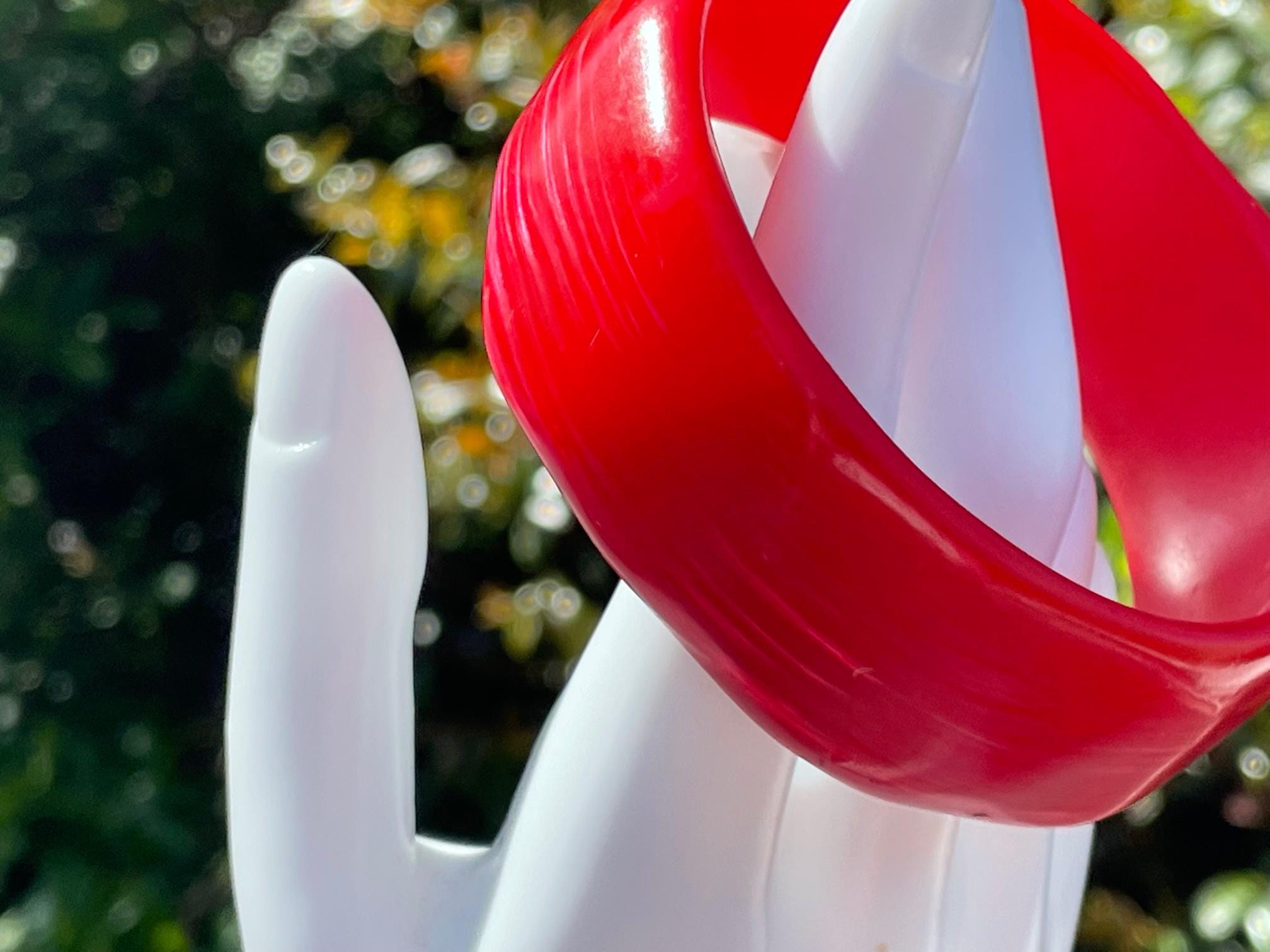 美しいヴィンテージリップスティックレッドムーングロールーサイト