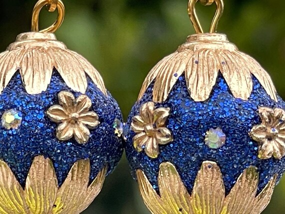 カシミールボールイヤリング ネイビーブルー ゴールドメッキ フレンチ