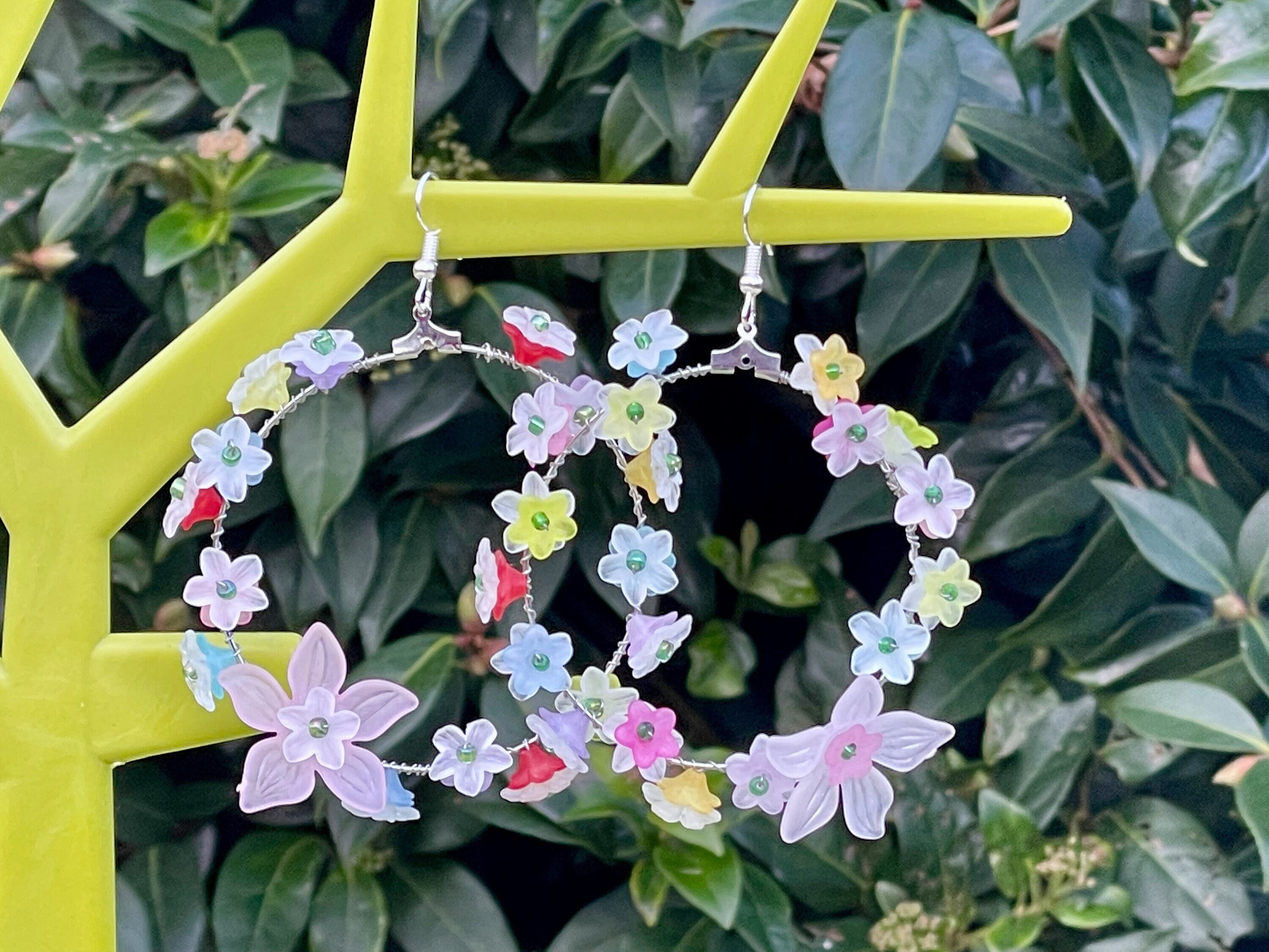 LUCITE FLOWER EARRINGS hoops resin rainbow silver plated kawaii floral gift for her acrylic summer spring flowers bridal bridesmaid Czech