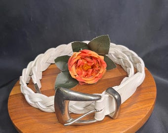 Vintage 1980s USA Made White Leather Braided  Belt w Silver Plated Buckles Sz 36 M