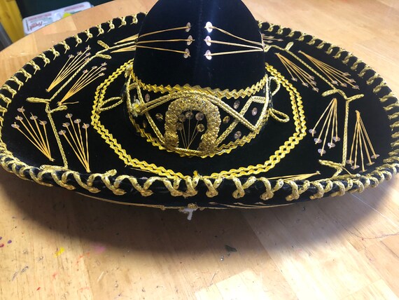 Rare Vintage Black Velvet CALIDAD 