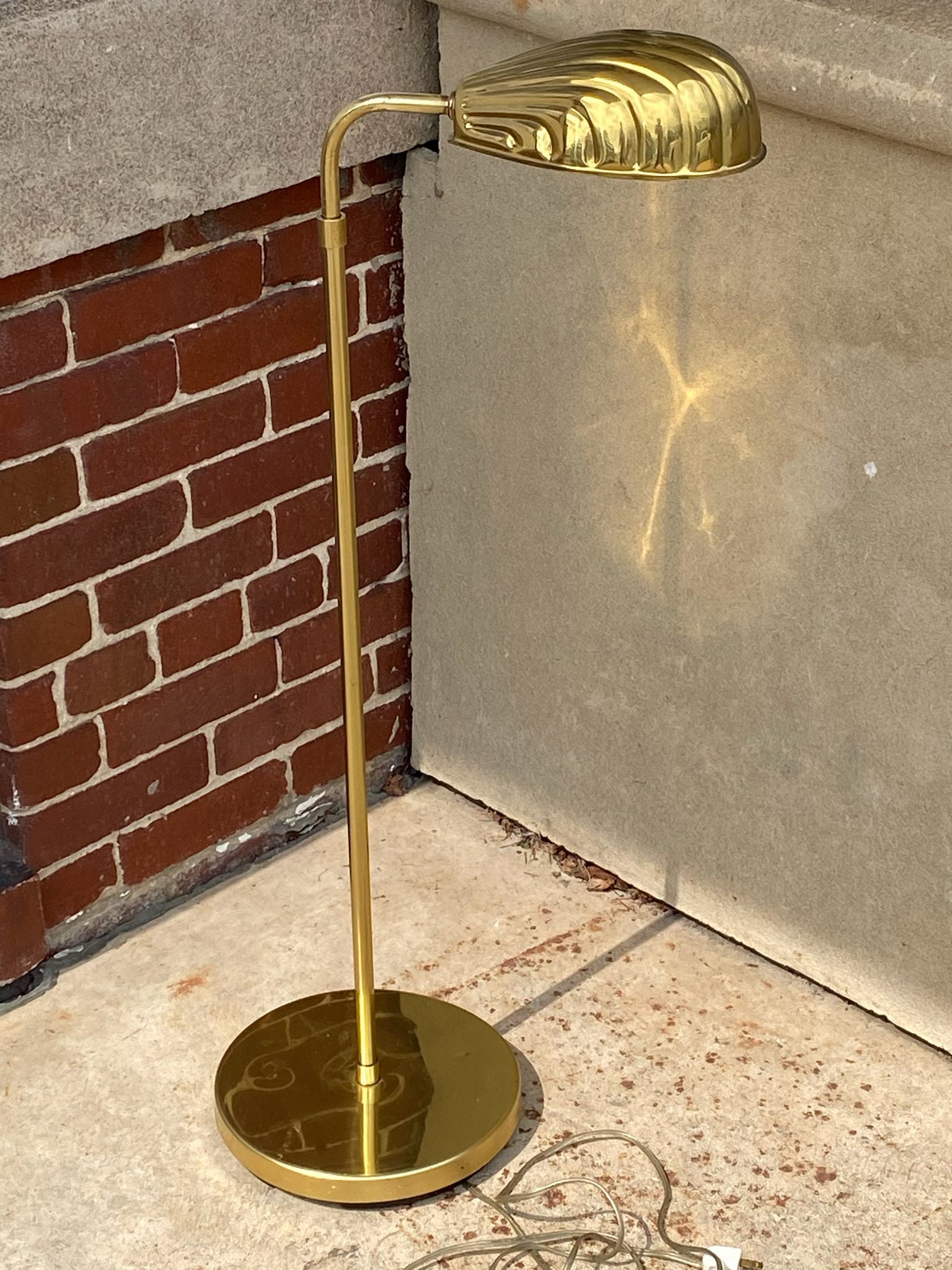Vintage Brass Hollywood Regency Gold Clam Shell Adjustable Floor Lamp Mid  Century 