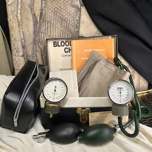 Vintage Military Sphygmomanometer 11pc Lot w Cases , 2 BP Bulbs, 2 Meters, 1 Cuff