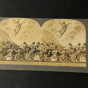 Tarjeta estereoscópica Keystone View Co de finales del siglo XIX con la fotografía de arte religioso “La ascensión de Cristo”