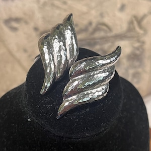 Vintage 80s Monet Signed Silver Tone Metal Clip-On Earrings