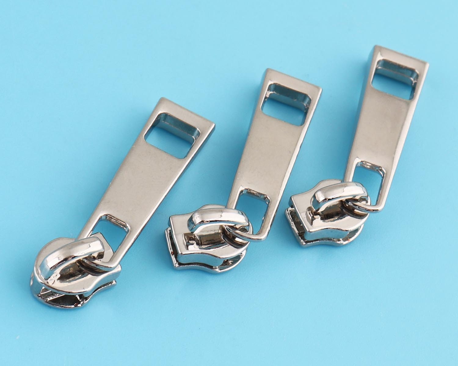 Zipper Pulls,zipper Heads With Silver Color, Zipper Sliders of Size 344