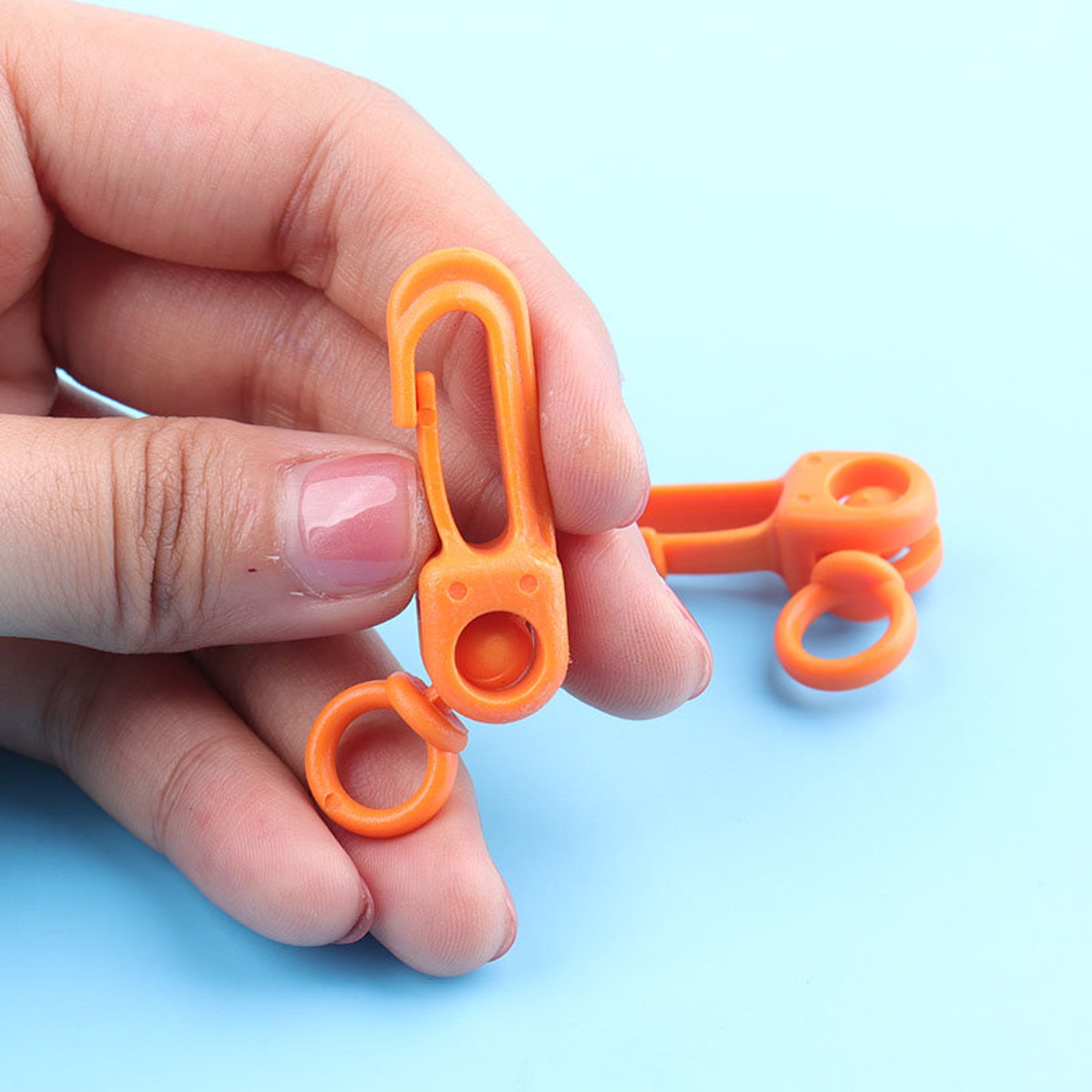 4pcs Rotate Snap Hooks Plastic Swivel Snap HOOK Orange Plastic Climbing ...