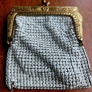glowmesh purse, so petite, gorgeous , rare find, super cute