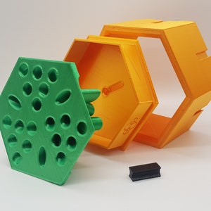 Eco Friendly Customisable Modular Bee Hotel | Increase Your Local Biodiversity | By Collins Creations 3D