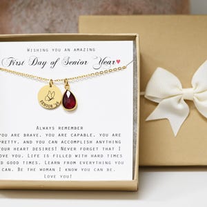 First Day of SENIOR Year Gift Necklace Gift for Daughter Goddaughter niece Back to School gift Class of 2024 2025 12th Grade Gift for her afbeelding 2
