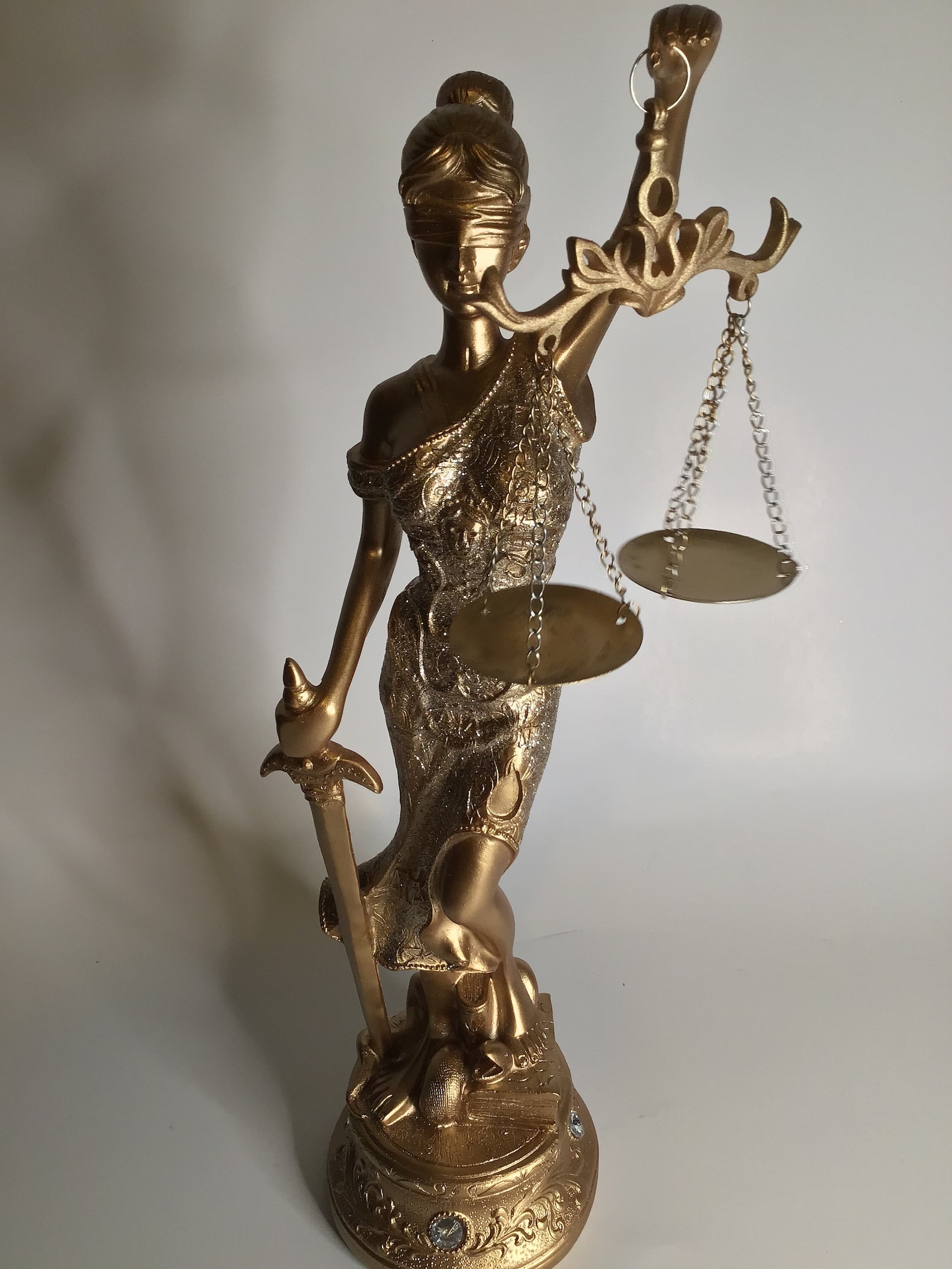 Blind Lady of Justice Statue