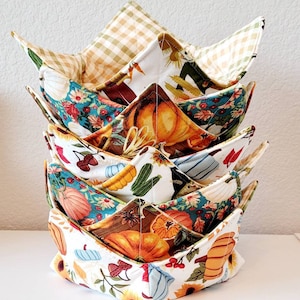Pumpkin Fall Large Bowl Cozies, Pot Holder,  Fabric Bowl Cozy, Microwaveable Bowl Cozy, Soup Bowl, Hot Pad, Reversible Quilted Coaster
